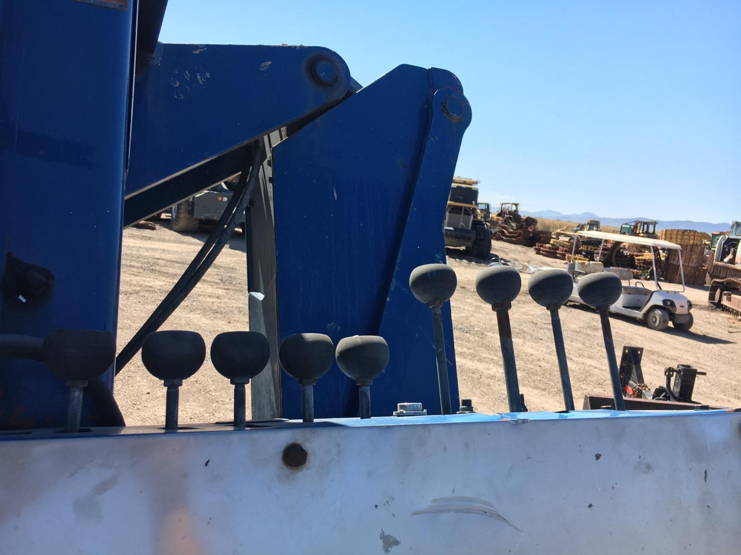 ./imagenes/INVOICE/2019/17168/GRUA MONITOWOC 2281 (22).JPG